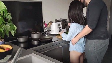 Anh người yêu vuốt lồn lúc em nứng điên